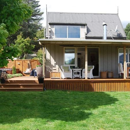 Private Cottage With Spa And Amazing Lake Views Closeburn Bagian luar foto