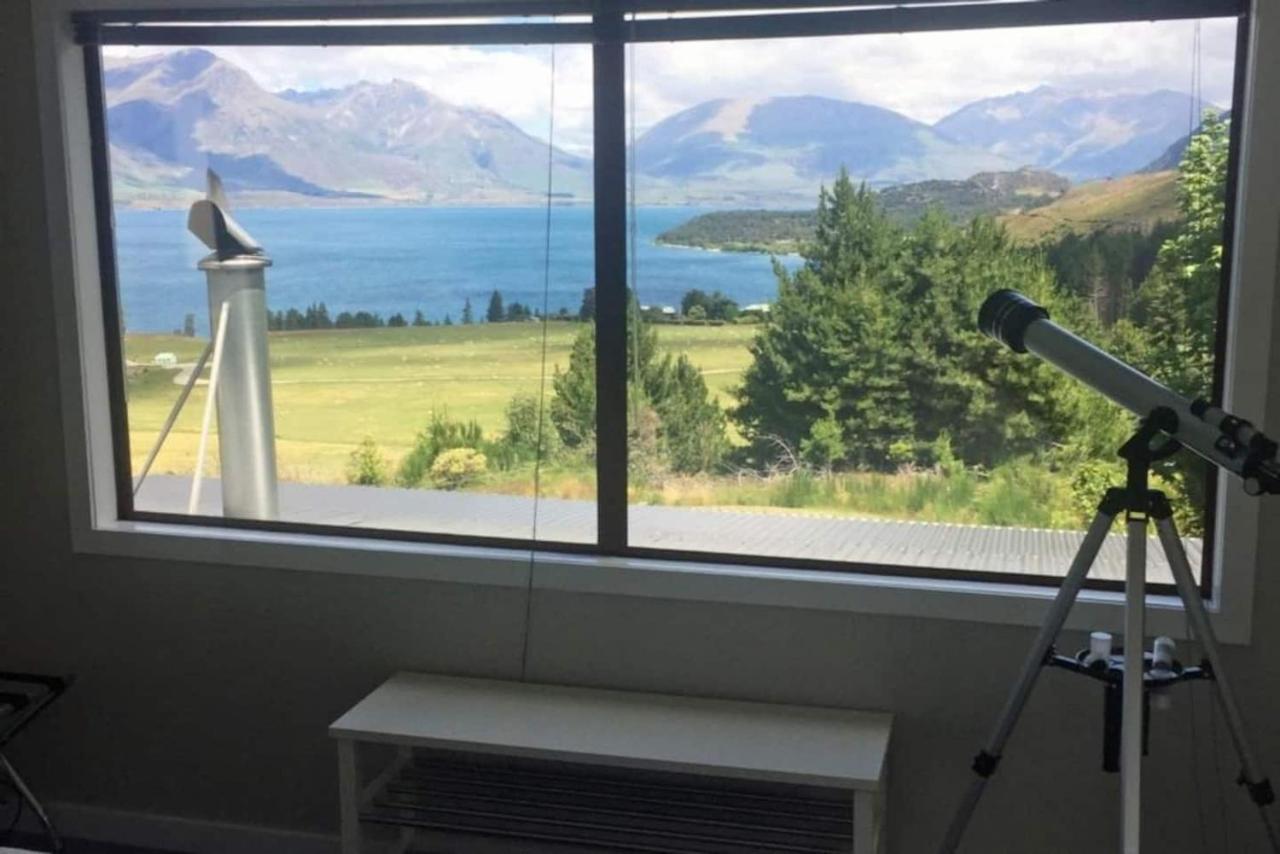 Private Cottage With Spa And Amazing Lake Views Closeburn Bagian luar foto