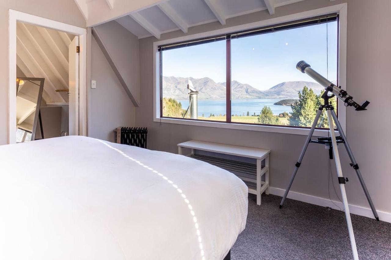 Private Cottage With Spa And Amazing Lake Views Closeburn Bagian luar foto