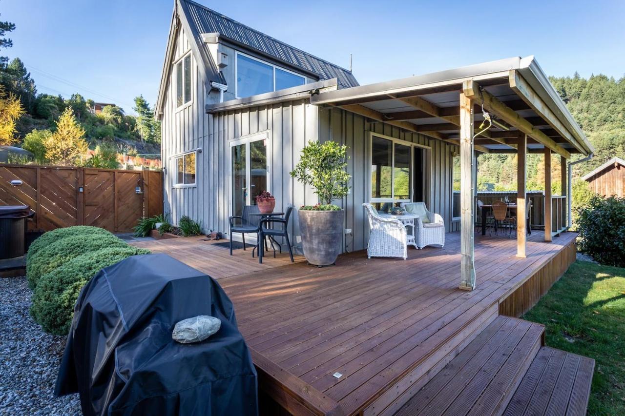 Private Cottage With Spa And Amazing Lake Views Closeburn Bagian luar foto